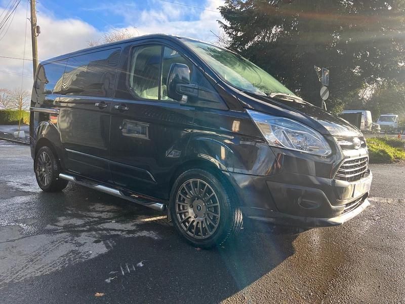 Used Ford Transit Custom Limited 125 HP (91 kW) 2013 Black Van