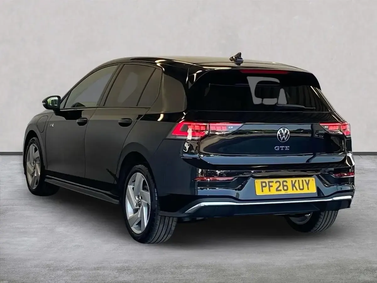 Used VW Golf VIII GTE 272 HP (200 kW) 2026 Black Hatchback