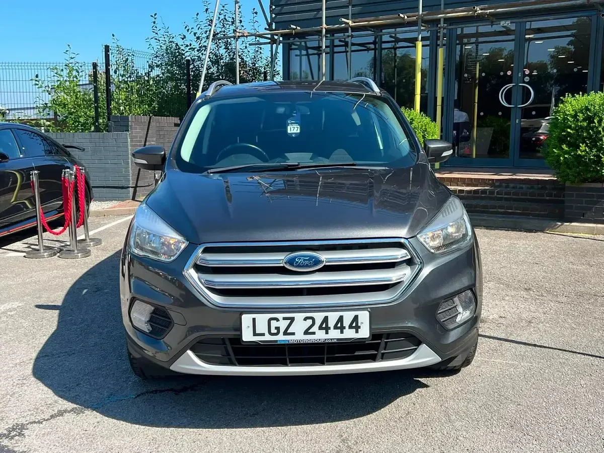 Used Ford Kuga Zetec 120 HP (88 kW) 2018 Grey SUV