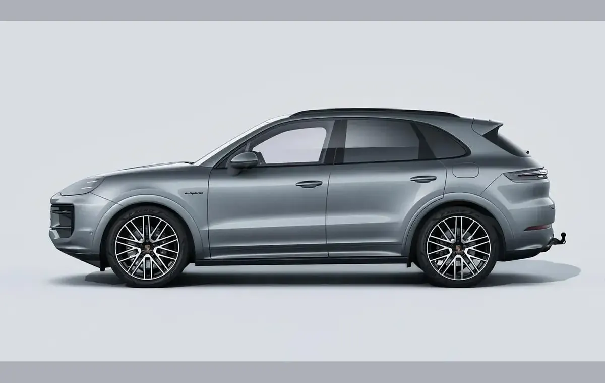 Used Porsche Cayenne E-Hybrid 464 HP (341 kW) 2024 Grey SUV