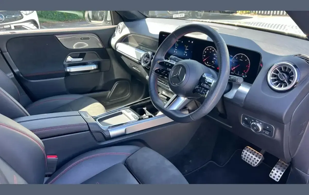 Used Mercedes GLB200 Executive 150 HP (110 kW) 2024 Iridium silver metallic SUV