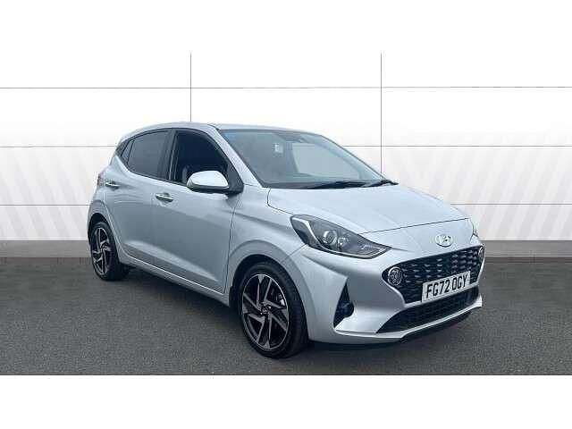 Silver Used 2022 Hyundai i10 Premium Hatchback | £15,031 (Fair price) - Image 1/4