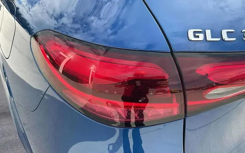 Used Mercedes GLC300 Urban 313 HP (230 kW) 2025 Blue SUV