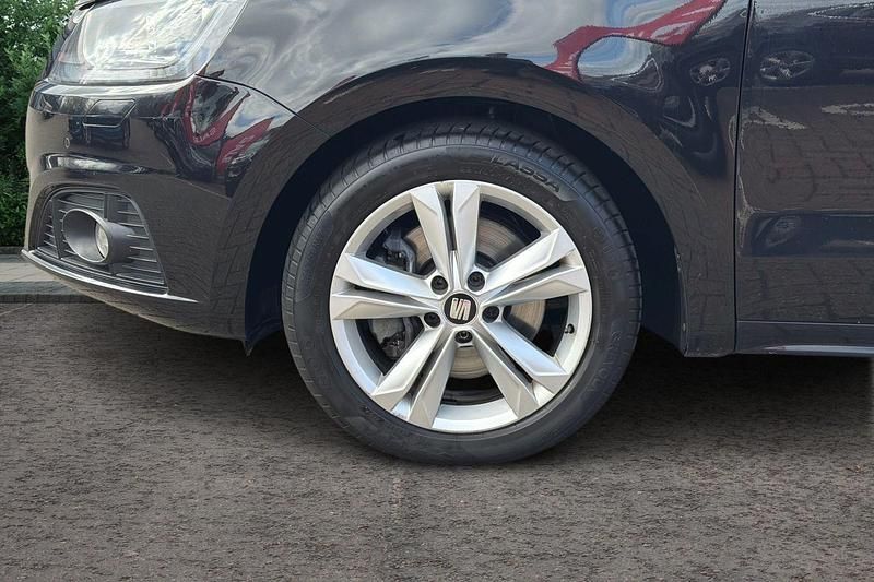 Used Seat Alhambra Ecomotive 150 HP (110 kW) 2017 Black MPV