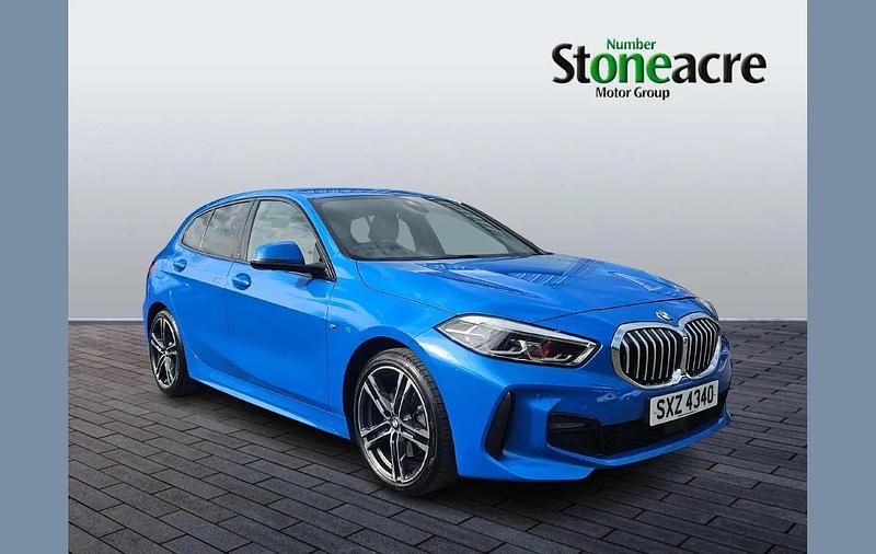 Used BMW 118 M Sport 134 HP (98 kW) 2023 Blue Hatchback
