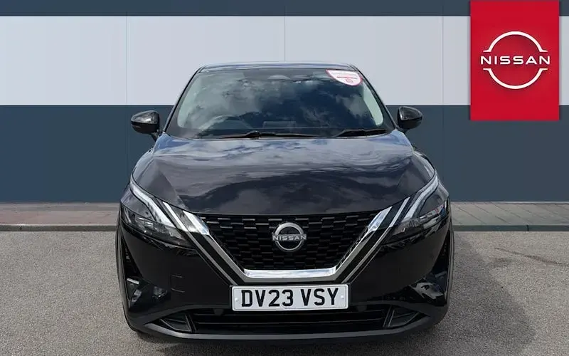 Used Nissan Qashqai Acenta Premium 140 HP (102 kW) 2023 Black SUV