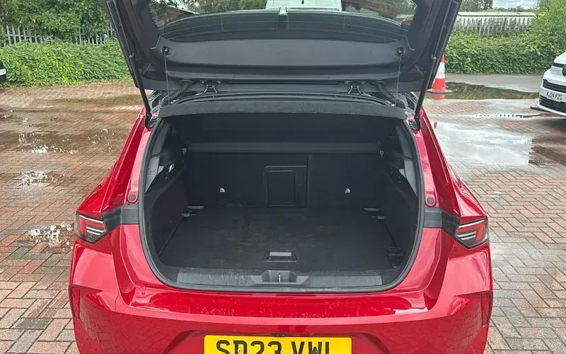 Used Vauxhall Astra 131 HP (96 kW) 2026 Hatchback