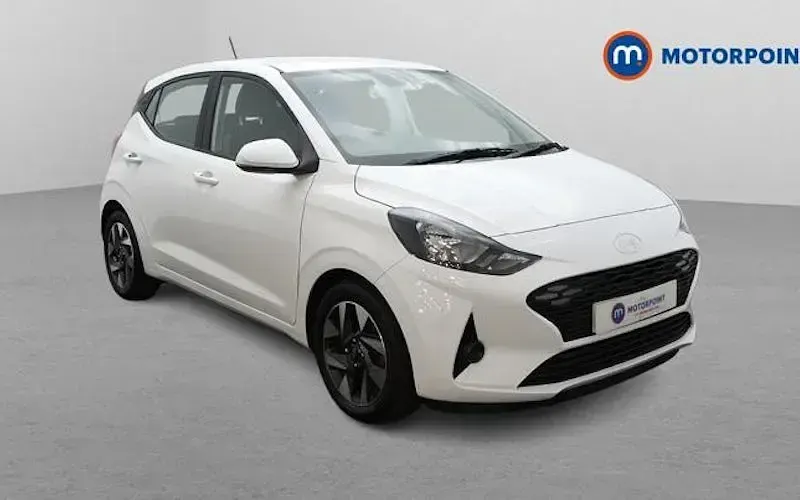 Used Hyundai i10 Advanced 63 HP (46 kW) 2024 Hatchback
