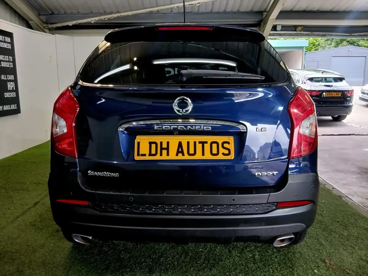 Used SsangYong Korando 178 HP (130 kW) 2018 Blue Estate
