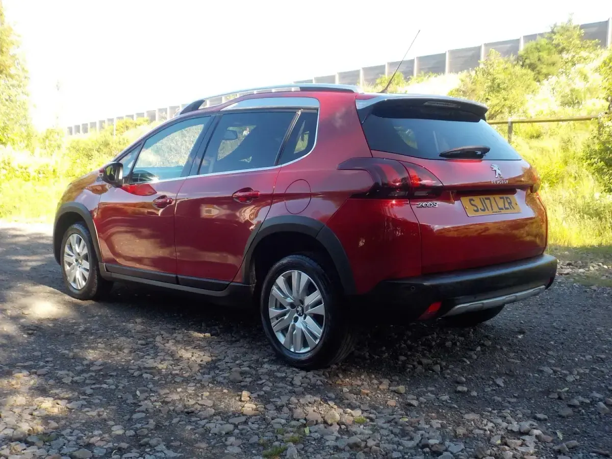Used Peugeot 2008 Allure 2017 Red SUV