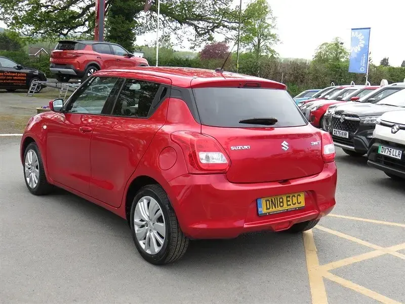 Used Suzuki Swift SZ-T 111 HP (81 kW) 2018 Red Hatchback