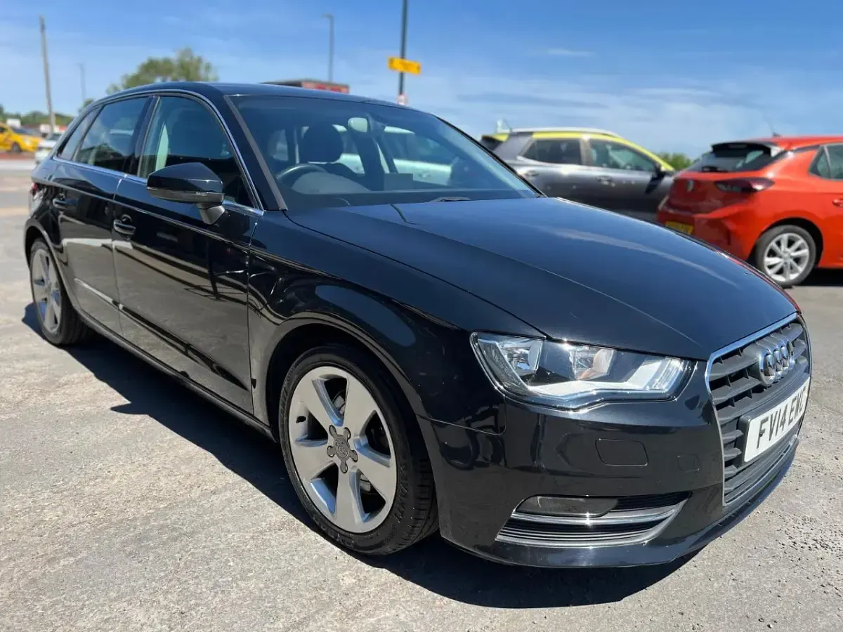 Used Audi A3 Sport 180 HP (132 kW) 2014 Black Hatchback