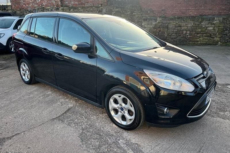 Used Ford Grand C-Max Zetec 115 HP (84 kW) 2013 Black MPV