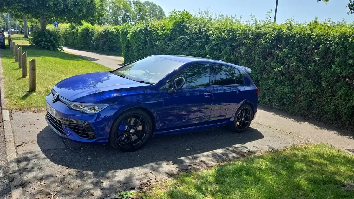 Used VW Golf VIII R 333 HP (244 kW) 2024 Blue Hatchback