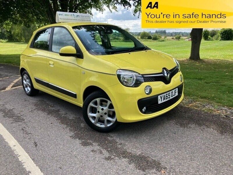 Yellow Used 2015 Renault Twingo Dynamique Hatchback | £3,995 (Fair price) - Image 1/4