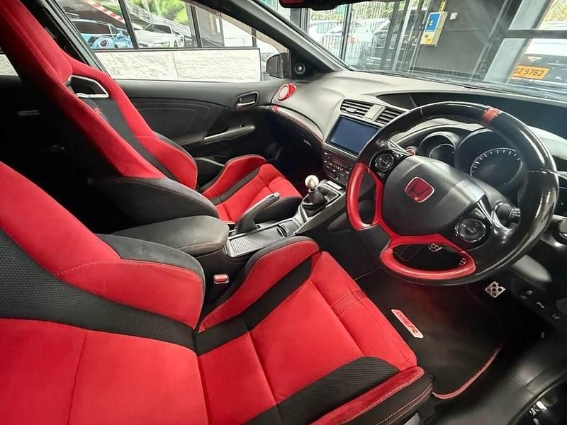 Used Honda Civic Type R GT 310 HP (228 kW) 2016 Black Hatchback