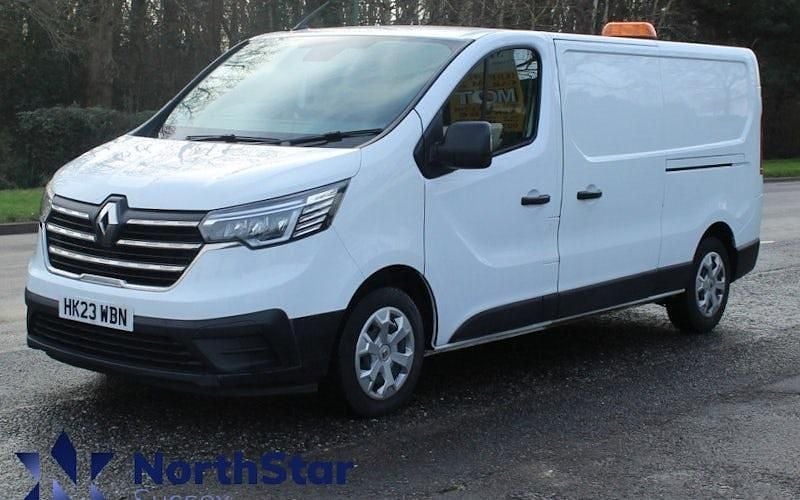 Used Renault Trafic Business 131 HP (96 kW) 2022 White MPV