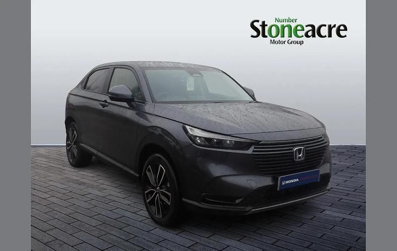 Used Honda HR-V Elegance 131 HP (96 kW) 2023 Grey SUV