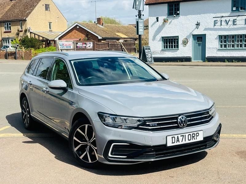 Used VW Passat GTE 218 HP (160 kW) 2021 Grey Estate