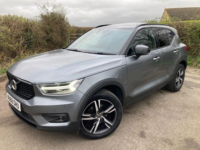 Used Volvo XC40 R-Design 2019 Grey SUV