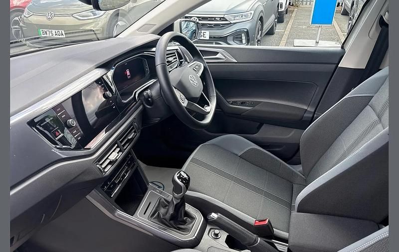 Used VW Polo Style 95 HP (69 kW) 2024 Grey Hatchback