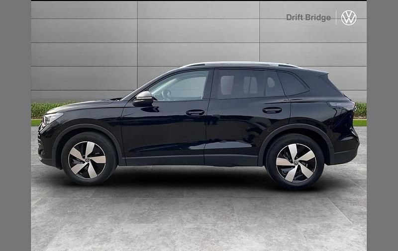 Used VW Tiguan Match 147 HP (108 kW) 2025 Black SUV