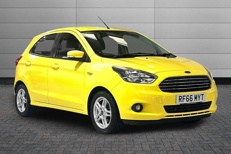 Bright yellow Used 2016 Ford Ka Plus Zetec Hatchback | £5,150 (Fair price) - Image 1/4