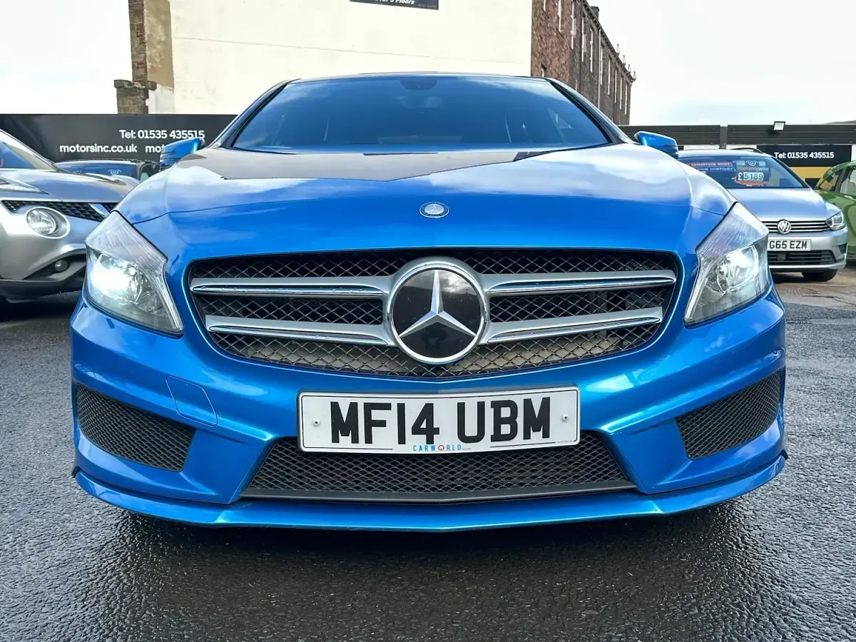 Used Mercedes A180 AMG 2014 Blue Hatchback