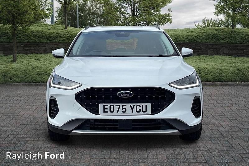Begagnad Ford Focus Active X 2025 Vit Kombi