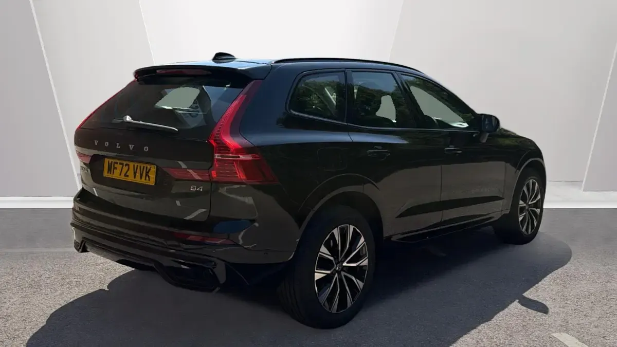 Used Volvo XC60 Plus 197 HP (144 kW) 2023 Black SUV