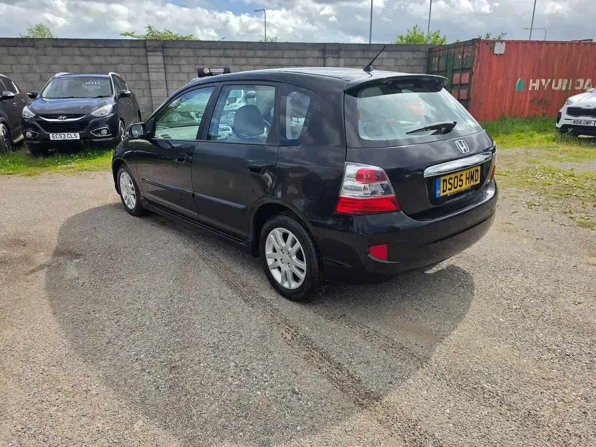 Used Honda Civic Executive 110 HP (80 kW) 2005 Black Hatchback