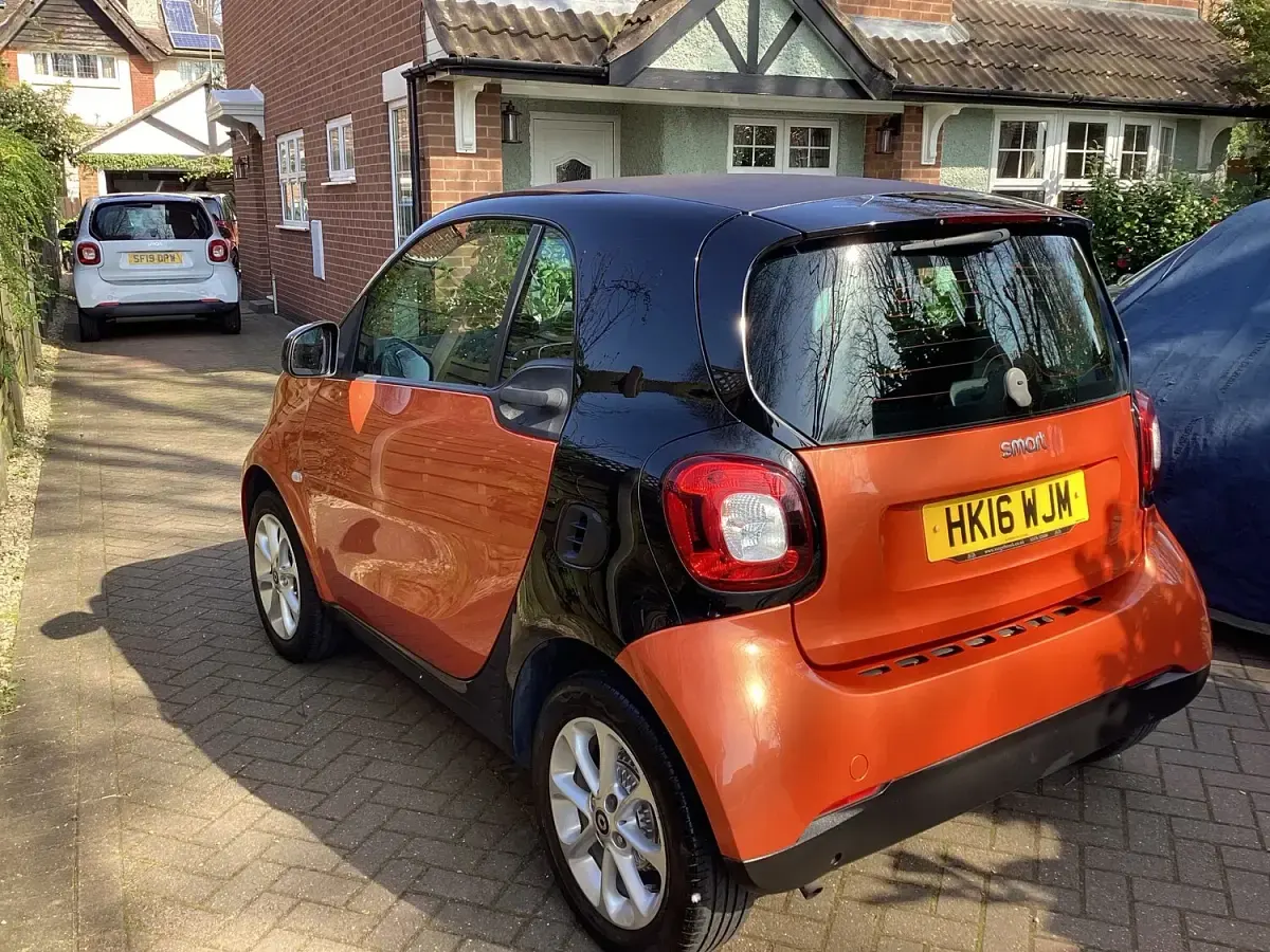 Used Smart ForTwo Coupé Passion 71 HP (52 kW) 2016 Orange Coupe