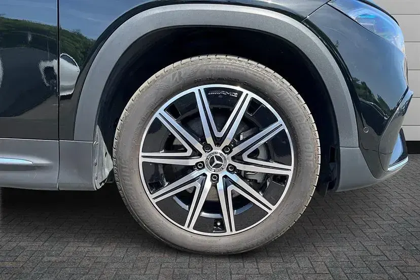 Used Mercedes EQB250+ Executive 139 kW (190 HP) 2025 Cosmos black SUV