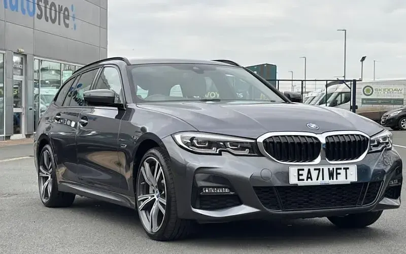 Used BMW 330e M Sport 292 HP (214 kW) 2022 Estate