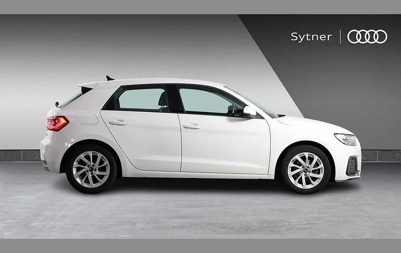 Used Audi A1 Sport 108 HP (79 kW) 2023 White SUV