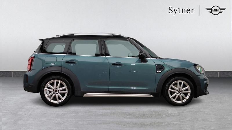 Used Mini Cooper Countryman Sport 134 HP (98 kW) 2022 Green SUV