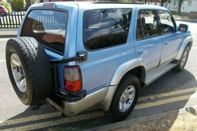 Used Toyota HiLux 2003 Pickup