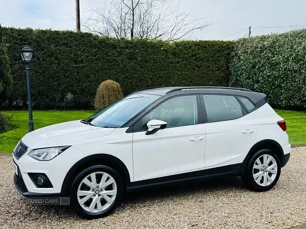 Used Seat Arona SE Technology 115 HP (84 kW) 2018 White SUV