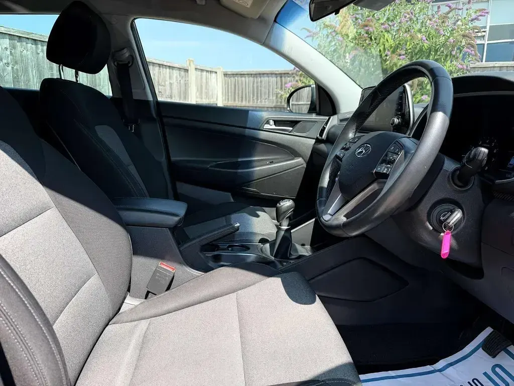 Used Hyundai Tucson SE 2020 Grey SUV