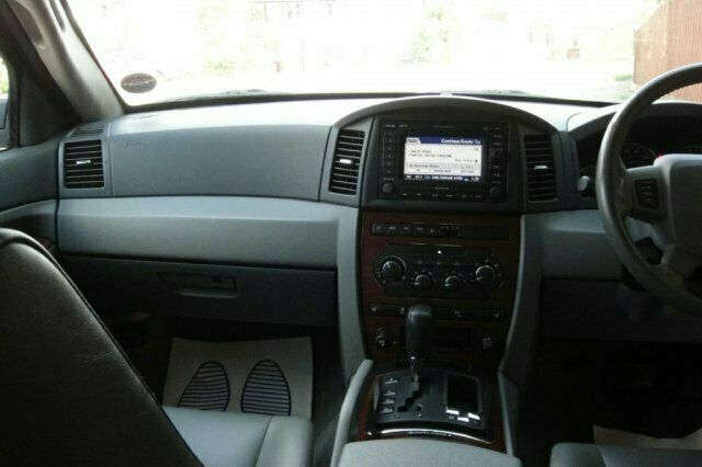 Used Jeep Grand Cherokee 215 HP (158 kW) 2005 SUV