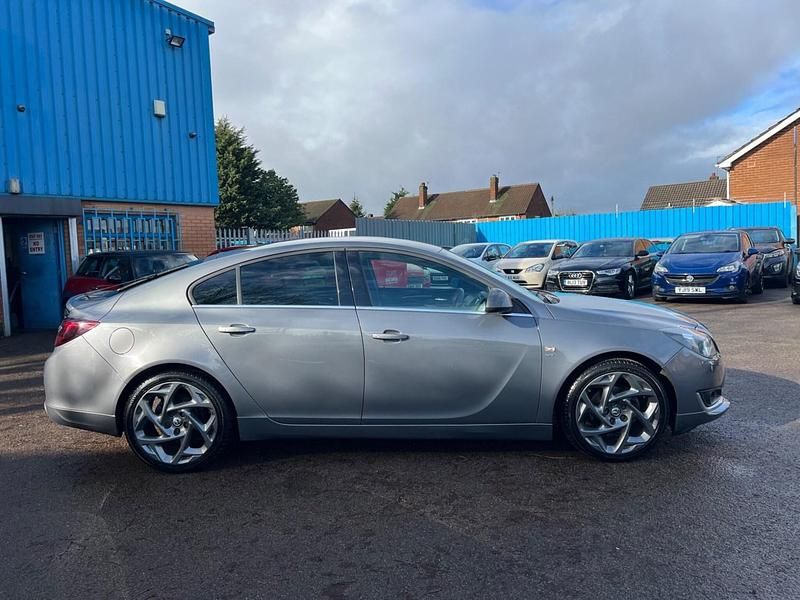 Second-hand Vauxhall Insignia SRi 2015 Gri Hatchback