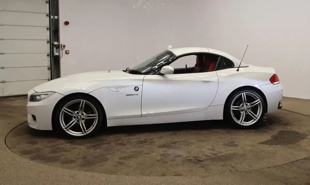 Used BMW Z4 M Sport 2011 White Cabriolet