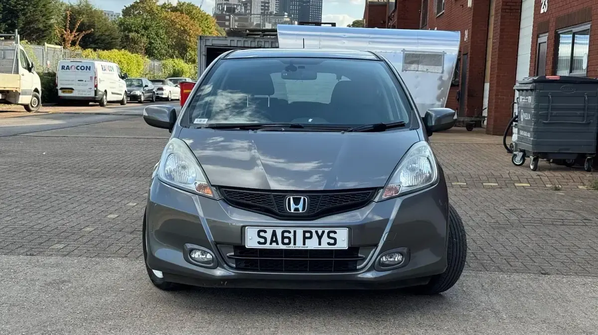 Used Honda Jazz EX 98 HP (72 kW) 2011 Grey Hatchback