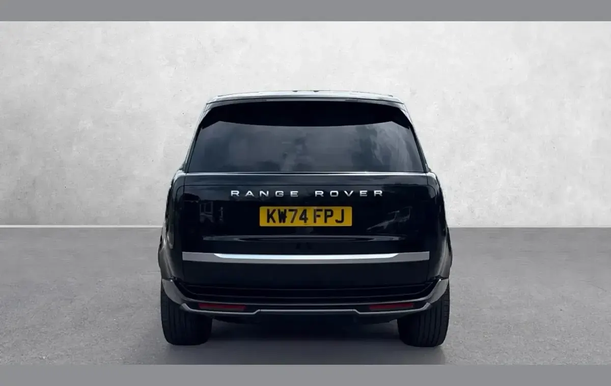 Used Land Rover Range Rover Autobiography 344 HP (253 kW) 2024 Black SUV