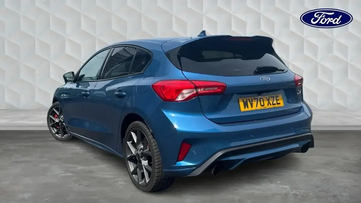 Used Ford Focus ST 280 HP (205 kW) 2020 Blue Hatchback