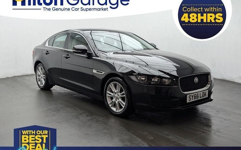 Used Jaguar XE Prestige 240 HP (176 kW) 2016 Black Sedan