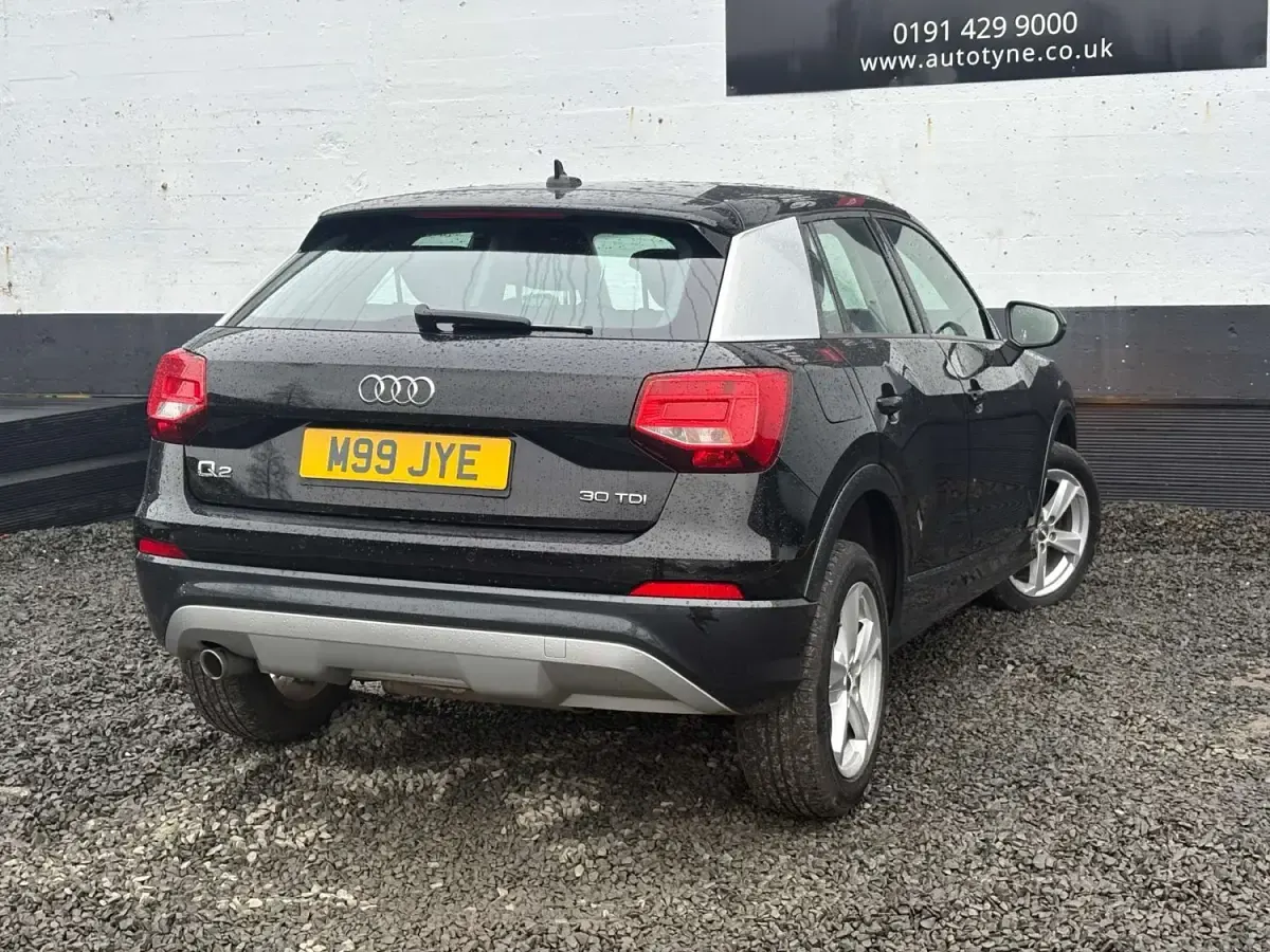 Używany Audi Q2 Sport 2020 Czarny SUV