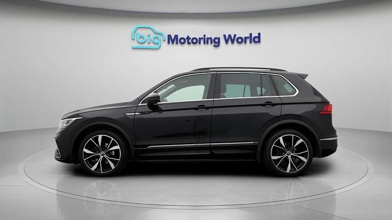 Used VW Tiguan R-line 148 HP (108 kW) 2021 Black SUV