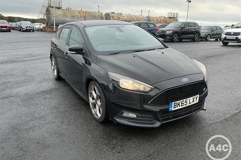 Black Used 2015 Ford Focus ST Hatchback | £9,489 (Good price) - Image 1/1