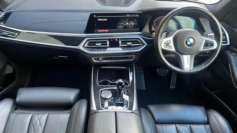Used BMW X7 M Sport 335 HP (246 kW) 2021 Black SUV
